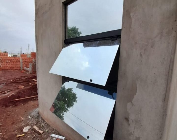 Janelas em Vidro — Vidraçaria Schumann